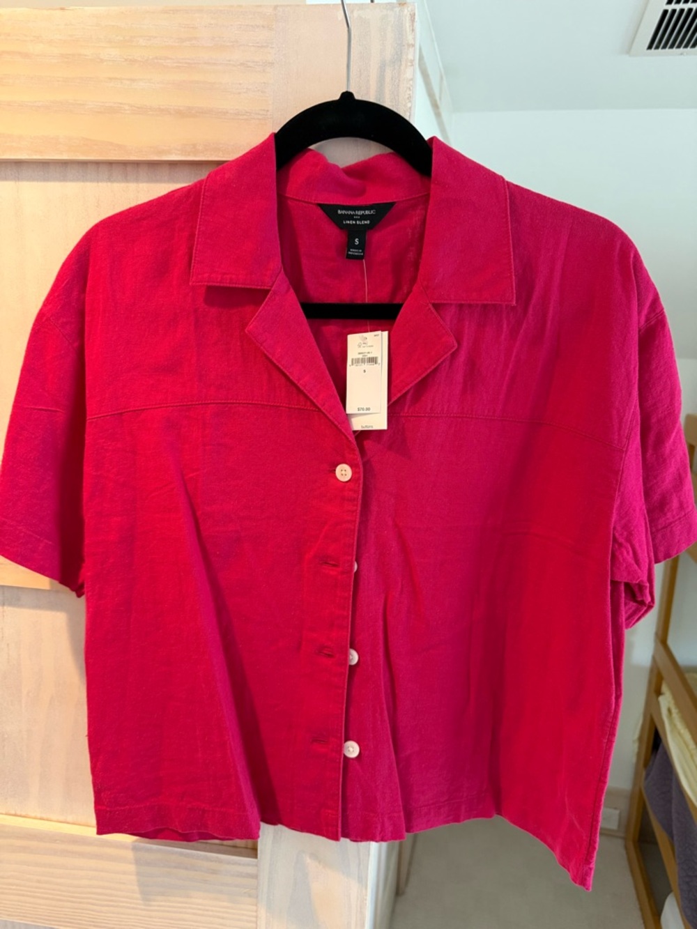 Banana Republic Bright Fuchsia Short-Sleeve Button-Up Shirt